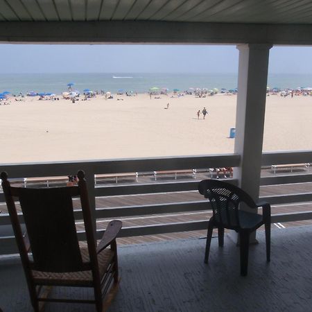 Majestic Hotel & Apartments Ocean City Esterno foto